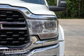 2024 Ram 5500 Cab Chassis SLT Regular Cab DRW - miniatura 124