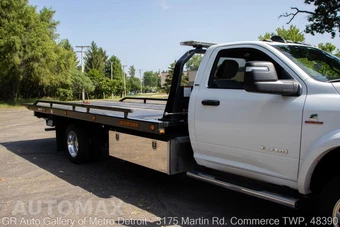 2024 Ram 5500 Cab Chassis SLT Regular Cab DRW - miniatura 21