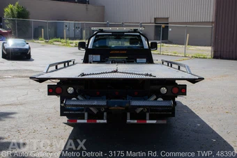 2024 Ram 5500 Cab Chassis SLT Regular Cab DRW - miniatura 4