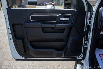 2024 Ram 5500 Cab Chassis SLT Regular Cab DRW - miniatura 48