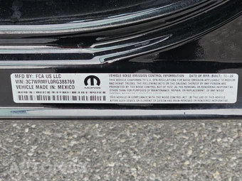 2024 Ram 5500 Cab Chassis Tradesman Crew Cab DRW – miniatura 14