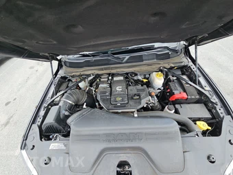 2024 Ram 5500 Cab Chassis Tradesman Crew Cab DRW – miniatura 15