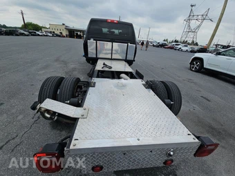 2024 Ram 5500 Cab Chassis Tradesman Crew Cab DRW – miniatura 16