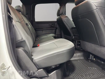 2024 Ram 5500 Cab Chassis Tradesman Crew Cab DRW - miniatura 16