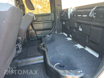 2024 Ram 5500 Cab Chassis Tradesman Crew Cab DRW – miniatura 13