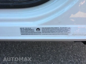 2024 Ram 5500 Cab Chassis Tradesman Crew Cab DRW – miniatura 14
