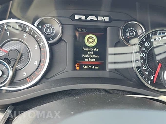 2024 Ram 5500 Cab Chassis Tradesman Crew Cab DRW - miniatura 12