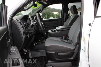 2024 Ram 5500 Cab Chassis Tradesman Crew Cab DRW - miniatura 19