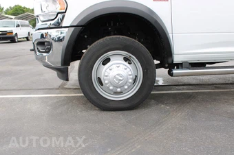 2024 Ram 5500 Cab Chassis Tradesman Crew Cab DRW - miniatura 37