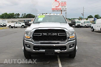 2024 Ram 5500 Cab Chassis Tradesman Crew Cab DRW - miniatura 8