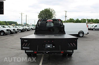 2024 Ram 5500 Cab Chassis Tradesman Crew Cab DRW - miniatura 9