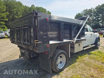2024 Ram 5500 Cab Chassis Tradesman Crew Cab DRW - miniatura 3