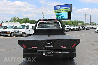 2024 Ram 5500 Cab Chassis Tradesman Regular Cab DRW - miniatura 10