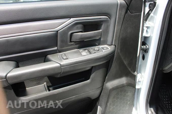 2024 Ram 5500 Cab Chassis Tradesman Regular Cab DRW - miniatura 19