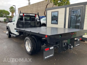 2024 Ram 5500 Cab Chassis Tradesman Regular Cab DRW - miniatura 4