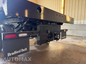 2024 Ram 5500 Cab Chassis Tradesman Regular Cab DRW - miniatura 10