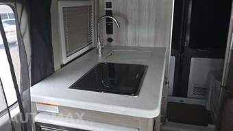2024 Ram ProMaster 1500 Cargo Van SLT+ High Roof 136.0" WB - miniatura 18