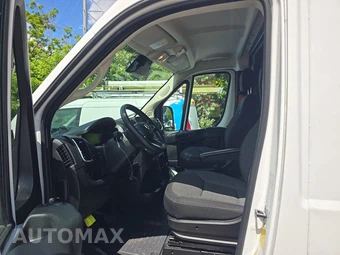2024 Ram ProMaster 2500 Cargo Van SLT High Roof 159.0" WB - miniatura 7