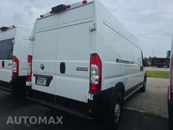 2024 Ram ProMaster 2500 Cargo Van Tradesman High Roof 159.0" WB - miniatura 3