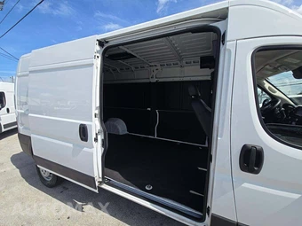 2024 Ram ProMaster 2500 Cargo Van Tradesman High Roof 159.0" WB - miniatura 12