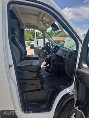 2024 Ram ProMaster 2500 Cargo Van Tradesman High Roof 159.0" WB - miniatura 18