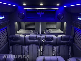 2024 Ram ProMaster 3500 Window Van SLT+ High Roof 159.0" WB - miniatura 11