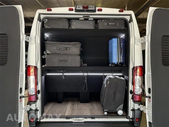 2024 Ram ProMaster 3500 Window Van SLT+ High Roof 159.0" WB - miniatura 9