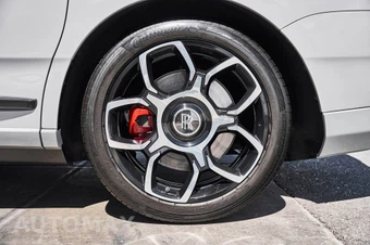 2024 Rolls-Royce Cullinan Black Badge - miniatura 19
