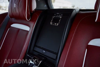 2024 Rolls-Royce Cullinan Black Badge - miniatura 63