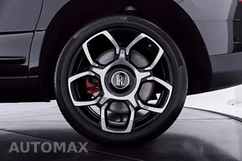 2024 Rolls-Royce Cullinan Black Badge - miniatura 25