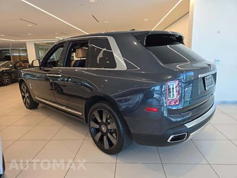 2024 Rolls-Royce Cullinan - miniatura 2