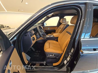 2024 Rolls-Royce Cullinan - miniatura 6