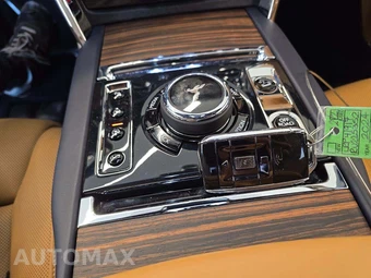 2024 Rolls-Royce Cullinan - miniatura 8