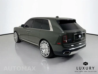 2024 Rolls-Royce Cullinan - miniatura 8
