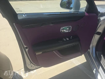 2024 Rolls-Royce Ghost Black Badge – miniatura 9