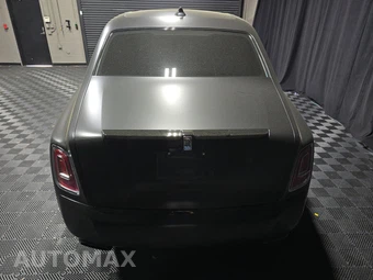 2024 Rolls-Royce Phantom Extended – miniatura 5