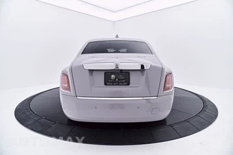 2024 Rolls-Royce Phantom - miniatura 17