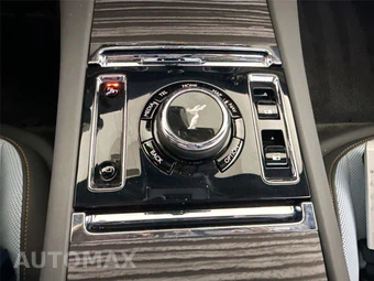 2024 Rolls-Royce Spectre - miniatura 20