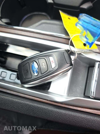 2024 Subaru Ascent Touring 7-Passenger - miniatura 8