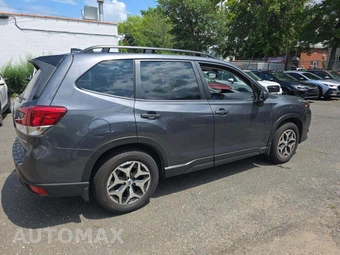 2024 Subaru Forester Premium - miniatura 3