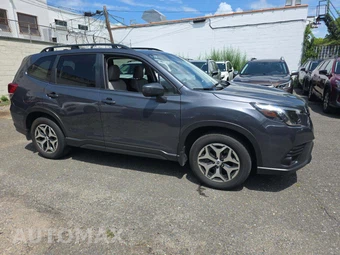2024 Subaru Forester Premium - miniatura 4