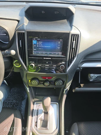 2024 Subaru Forester Premium - miniatura 11