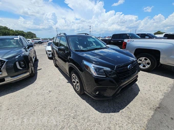 2024 Subaru Forester Premium - miniatura 3