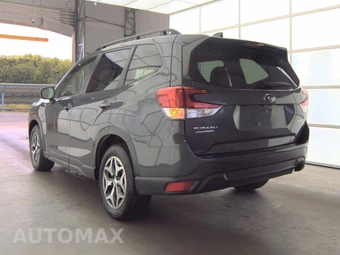 2024 Subaru Forester Premium - miniatura 6
