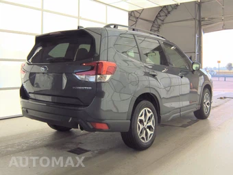 2024 Subaru Forester Premium - miniatura 4