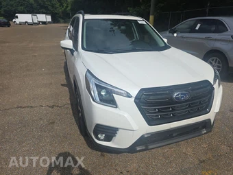 2024 Subaru Forester Premium - miniatura 3