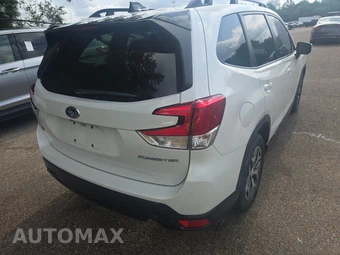 2024 Subaru Forester Premium - miniatura 4