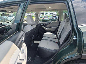 2024 Subaru Forester Premium - miniatura 13