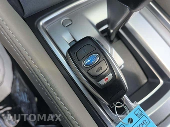 2024 Subaru Forester Premium - miniatura 8