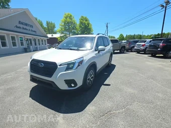 2024 Subaru Forester Premium